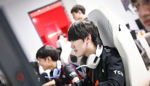 分落后的情 分落后的情