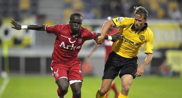 恰好是面对 恰好是面对